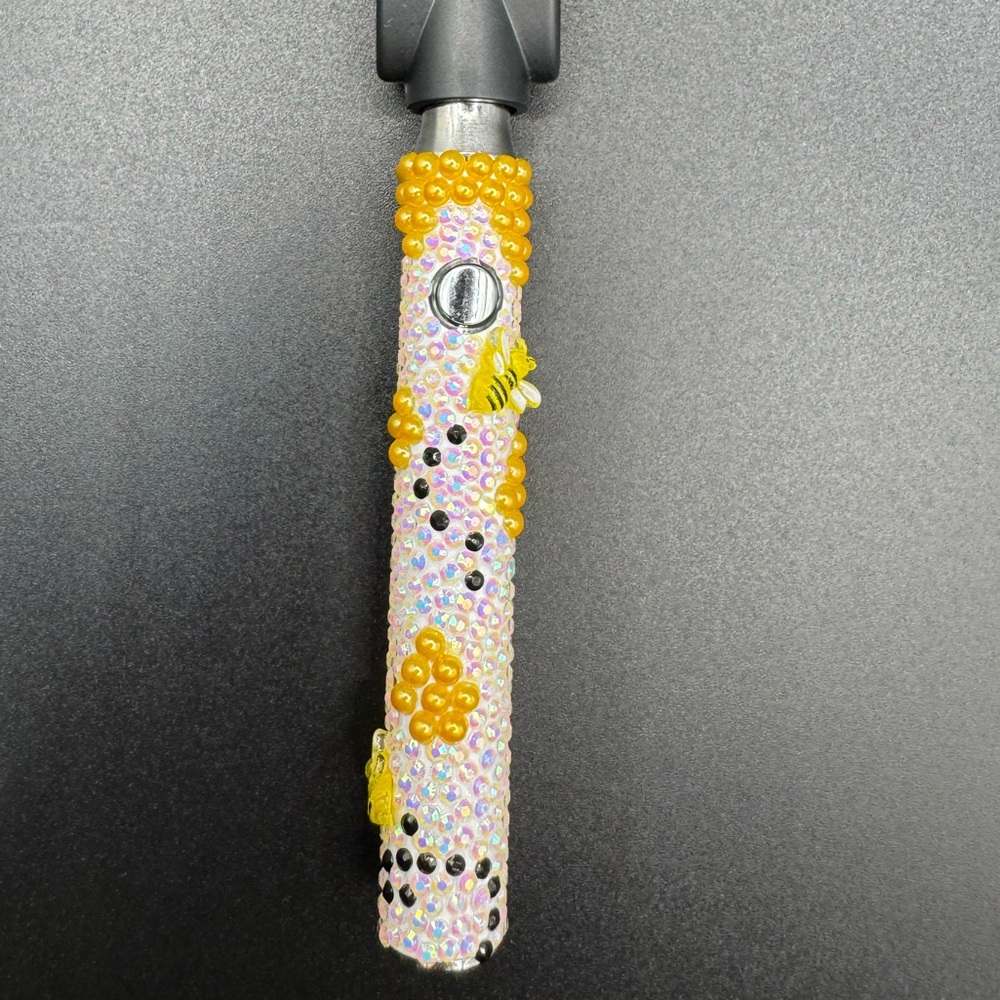 ๐ฏ ๐ Rhinestone Battery - Picture 2 of 3